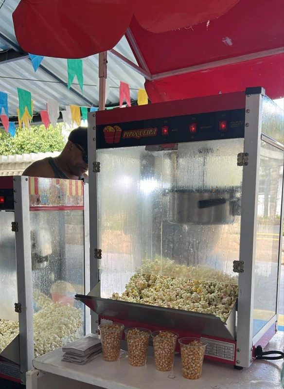 Aluguel de carrinho de pipoca para festa