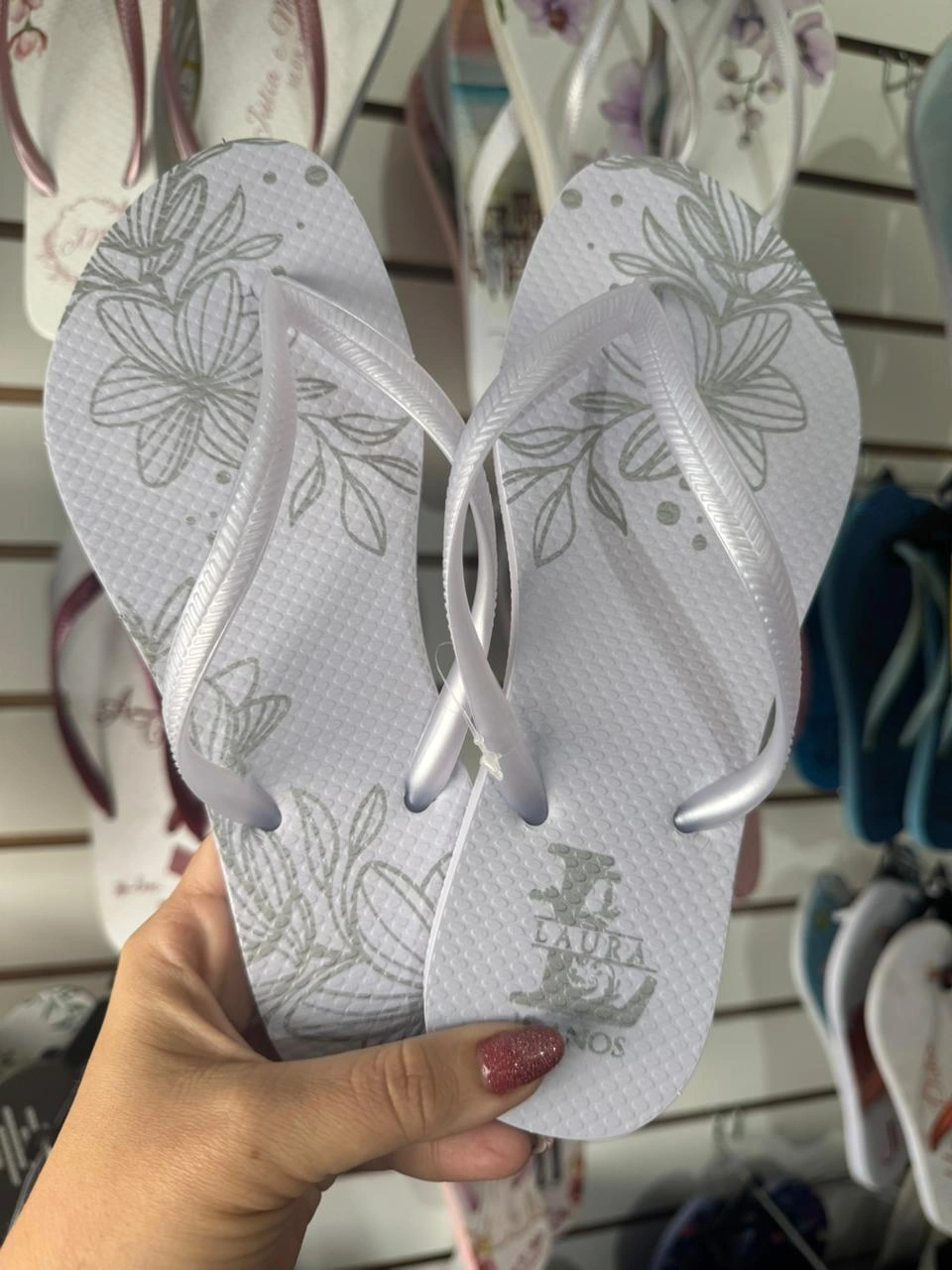 Chinelo personalizado em Contagem