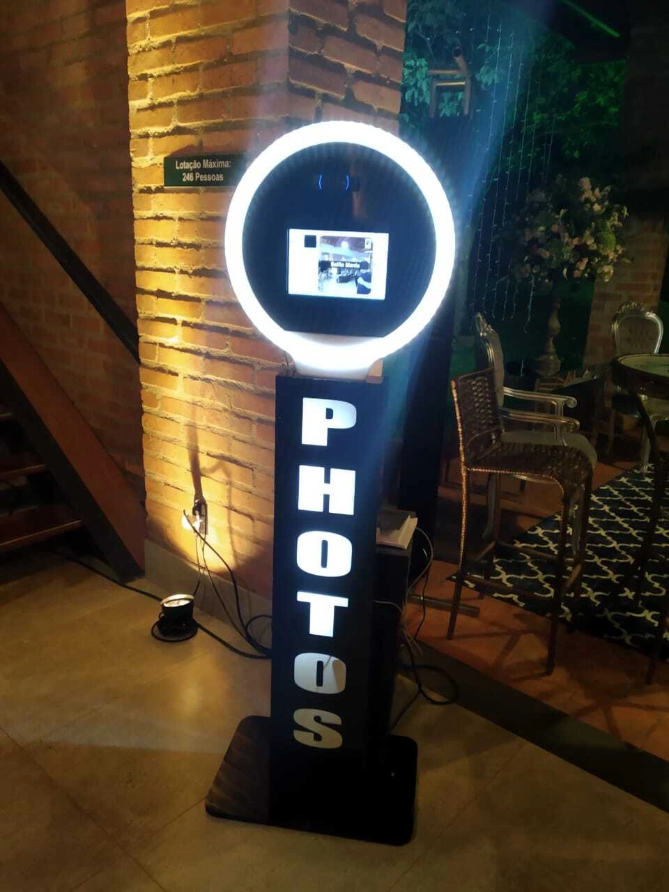 Totem fotográfico para festa